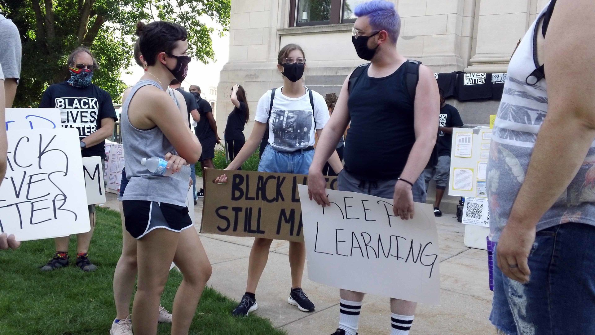 Black Lives Matter protesters educate, march in downtown Baraboo